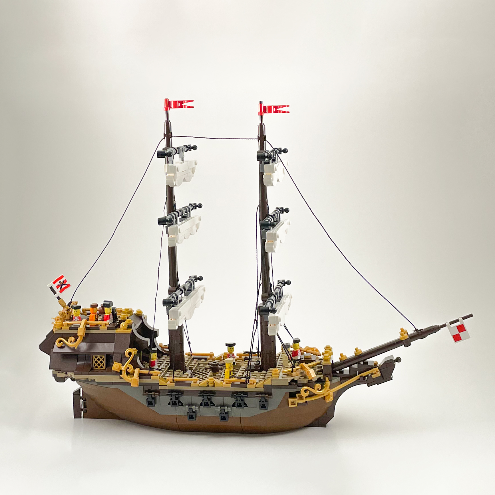 microfig-ship-5-white-bg.jpg